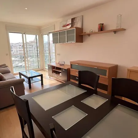 Apartment Precioso Piso Con Vista Al Canal Y Piscina En Roses