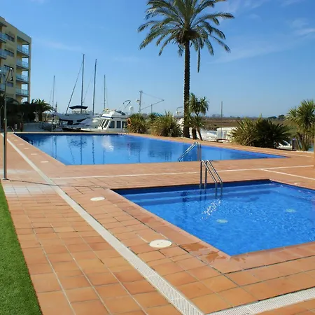 Precioso Piso Con Vista Al Canal Y Piscina En